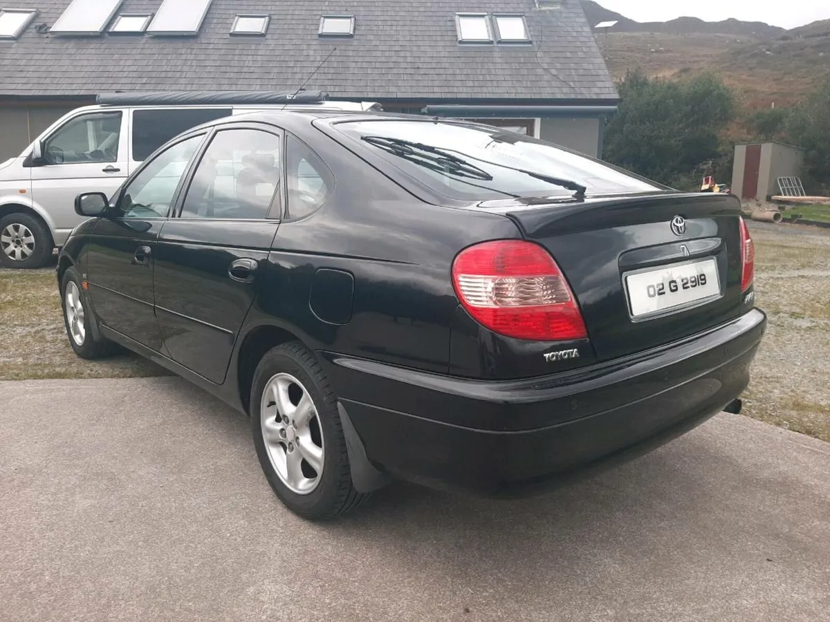 Toyota Avensis 2.0 petrol - Image 4