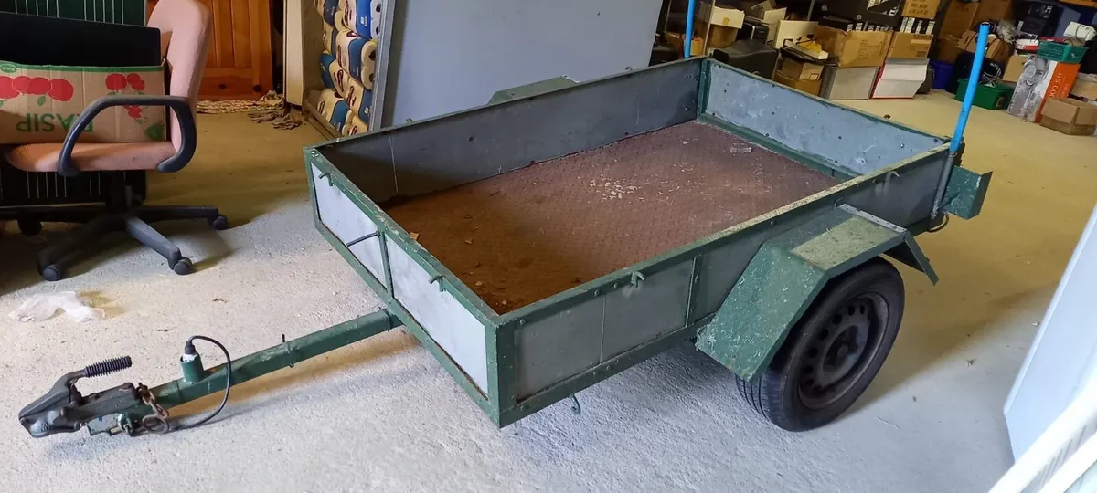 Trailer - Image 2
