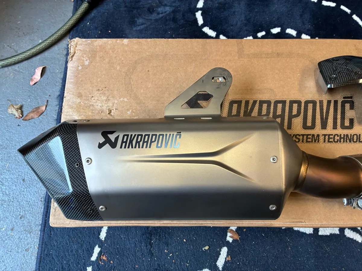 Akrapovic Exhaust BMW R1300GS - Image 2