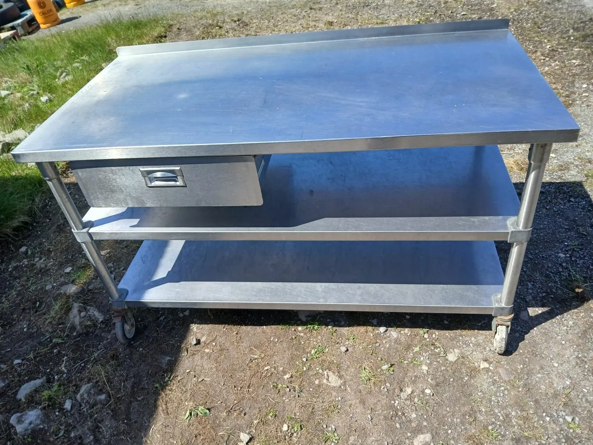 Staneless steel cabbinet table on wheels - Image 3