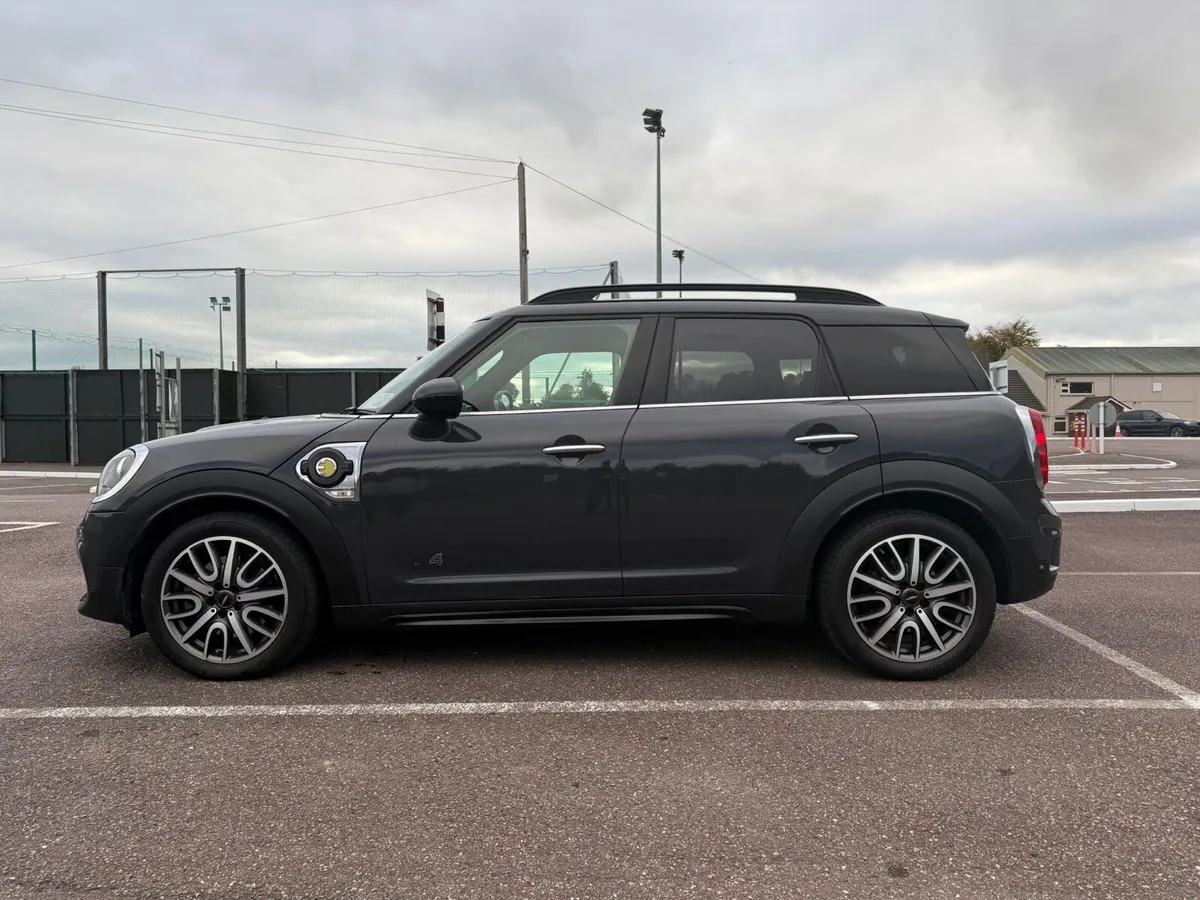 2019 Mini Countryman Cooper S All4 PHEV Sport - Image 3