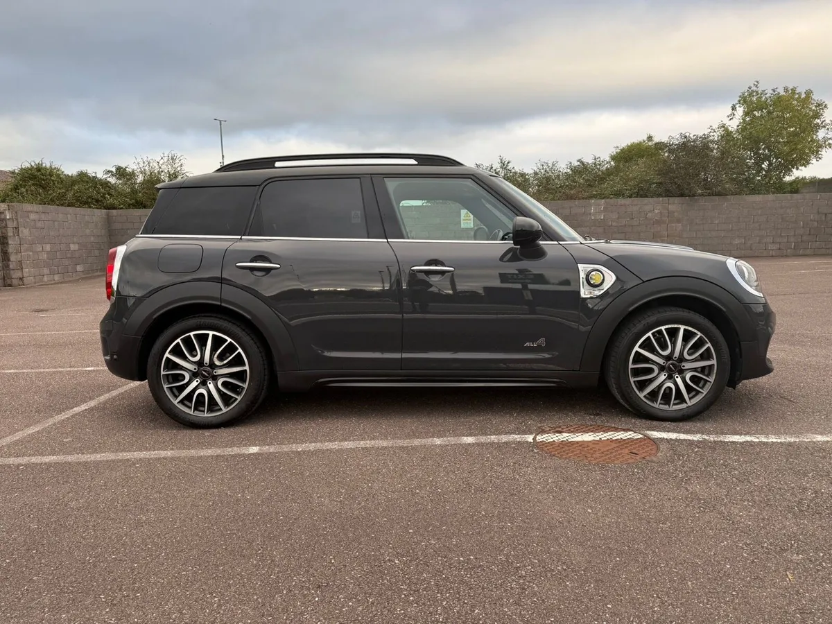 2019 Mini Countryman Cooper S All4 PHEV Sport - Image 4