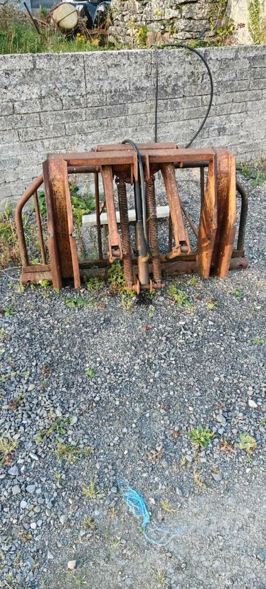 Push off buck rake - Image 1