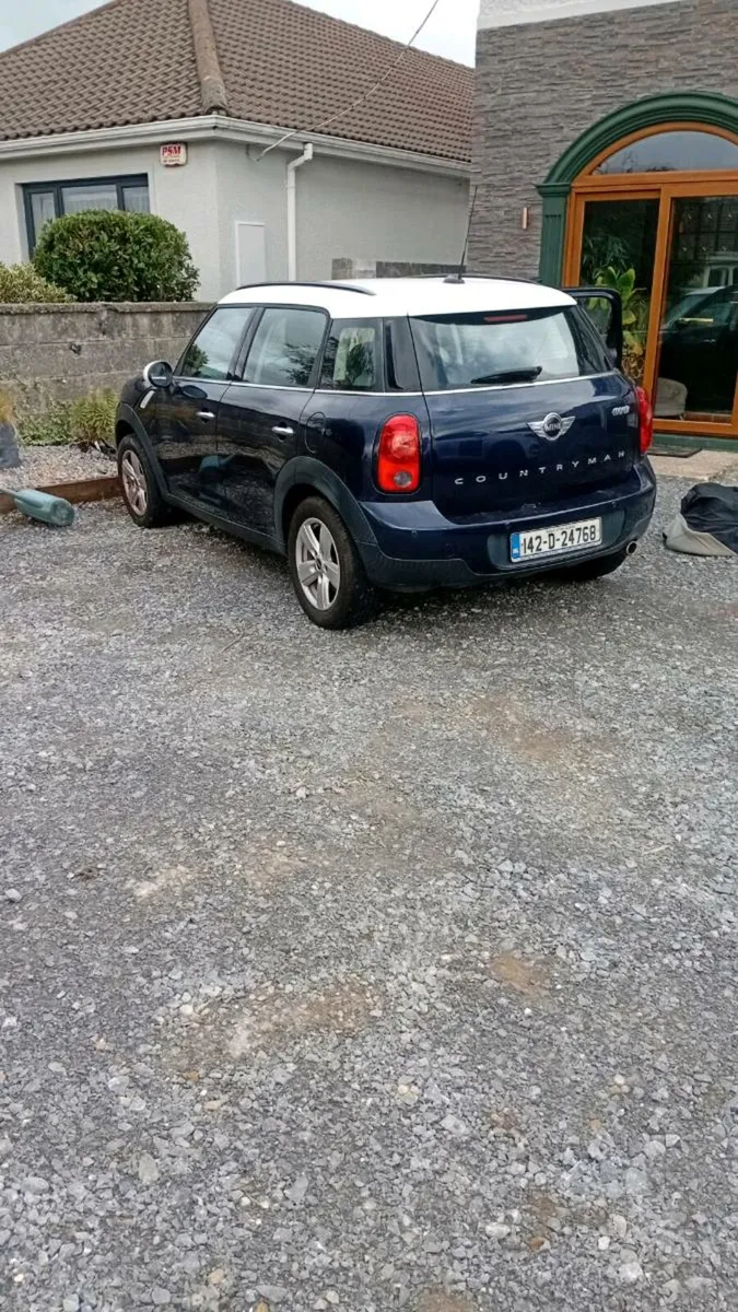 Car - Image 1