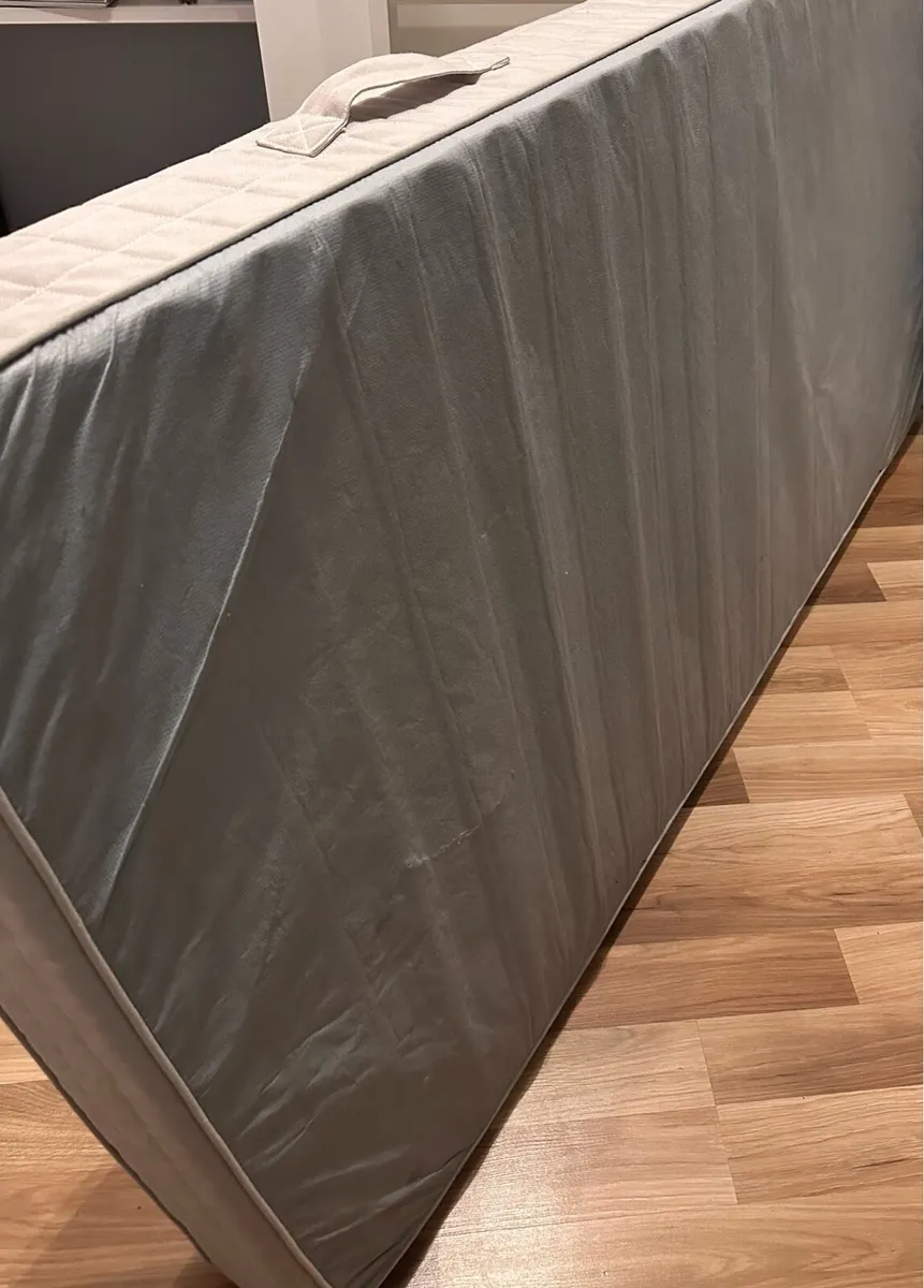 Single mattress - Image 2