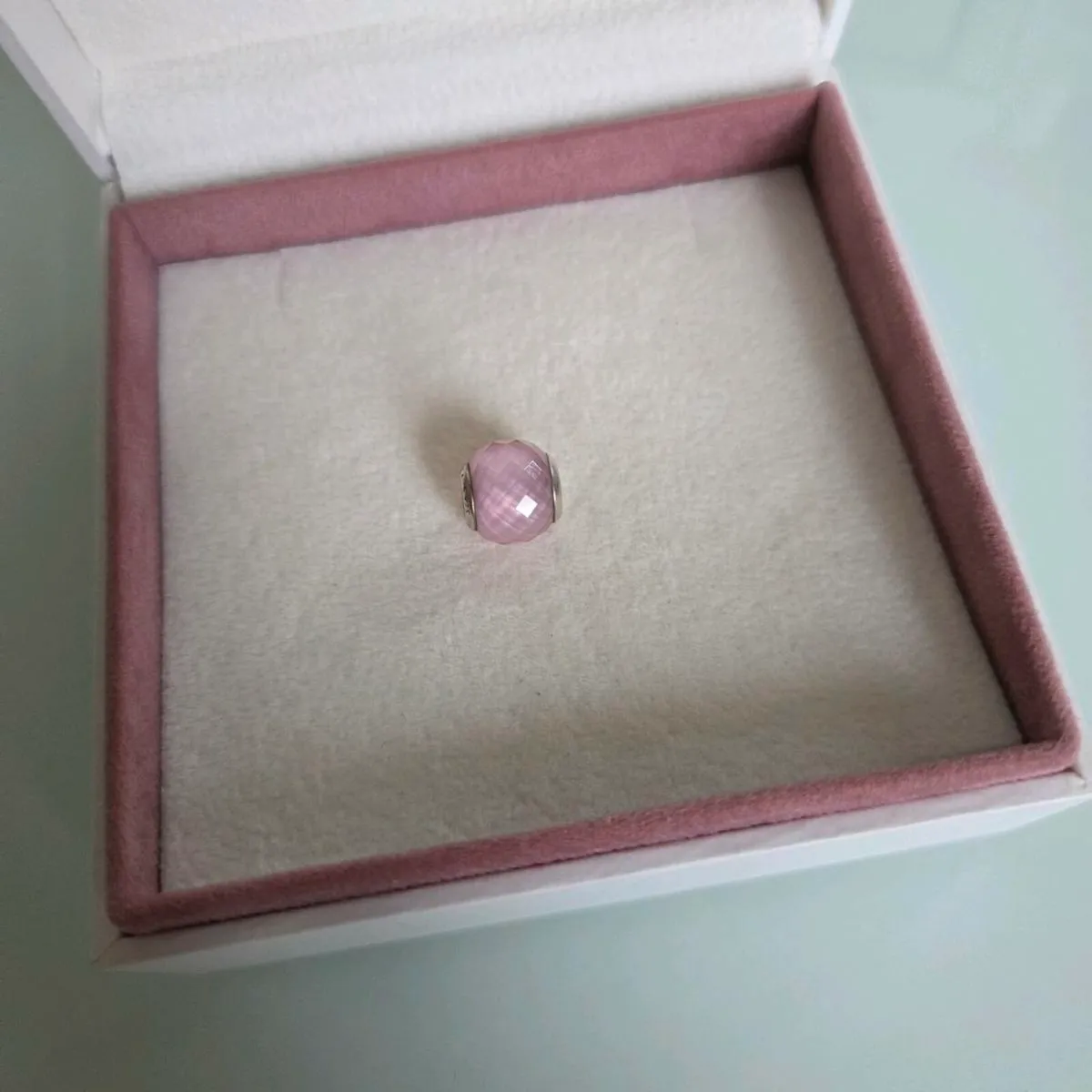 Pandora charm - Image 1