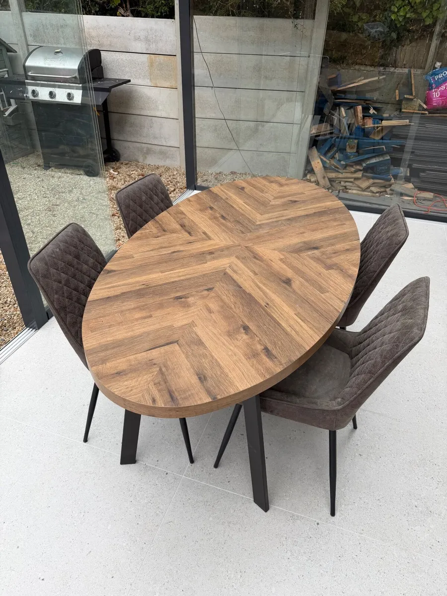 Next Bronx table and 4 x Monza chairs - Image 1