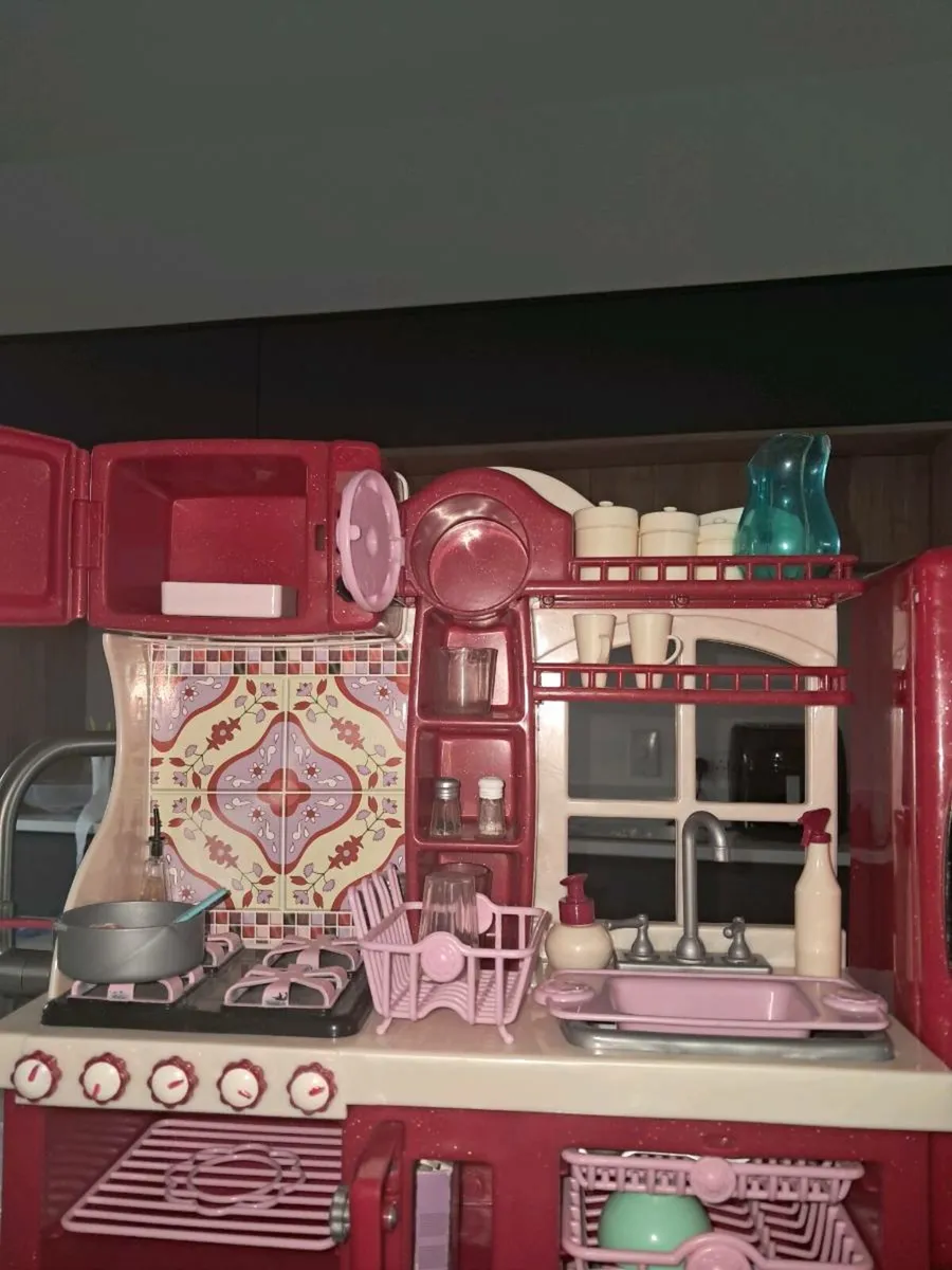 Our Generation Fridge and Kitchen set - Image 3