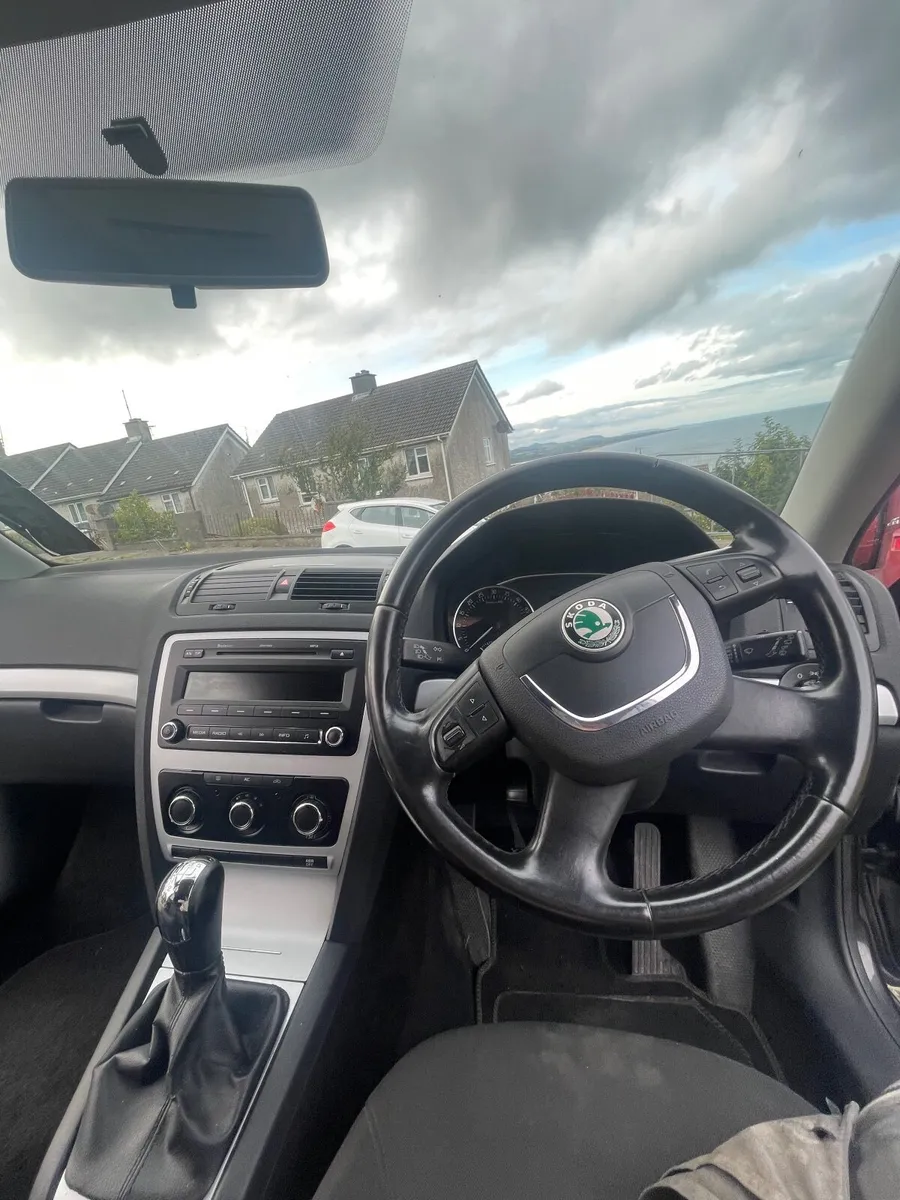 Skoda Octavia 2010 - Image 3