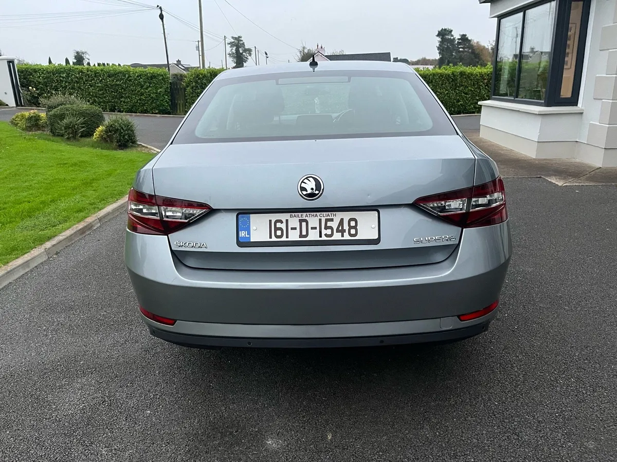 Skoda Superb 1.6 diesel - Image 4
