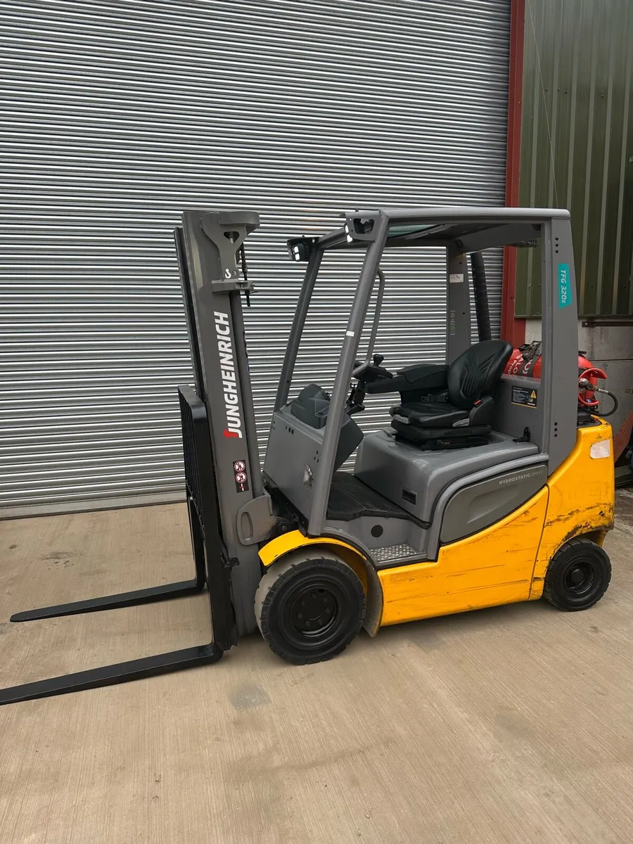 Jungheinrich Forklift - Image 1