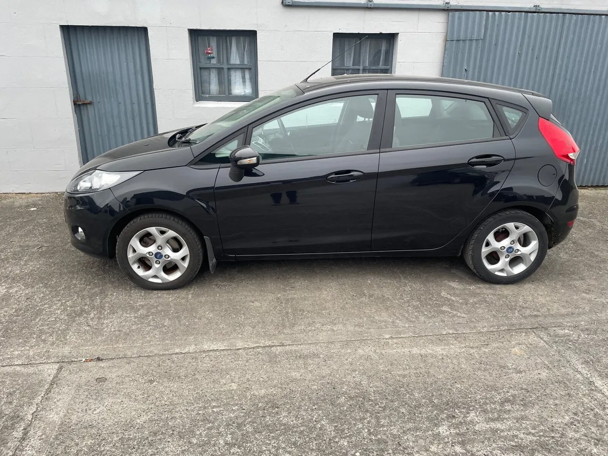 Ford Fiesta 2012 - Image 4