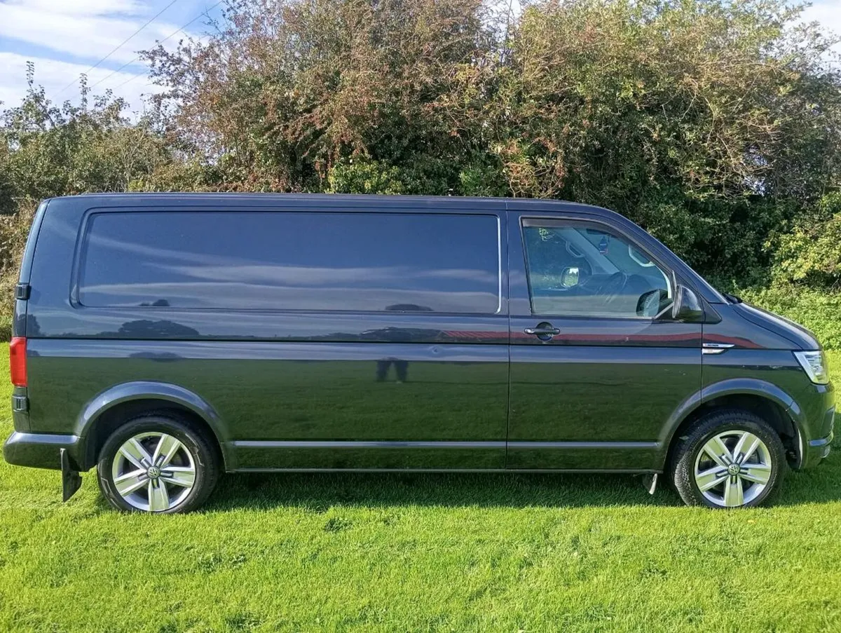 Volkswagen Transporter 2018 4Motion - Image 4
