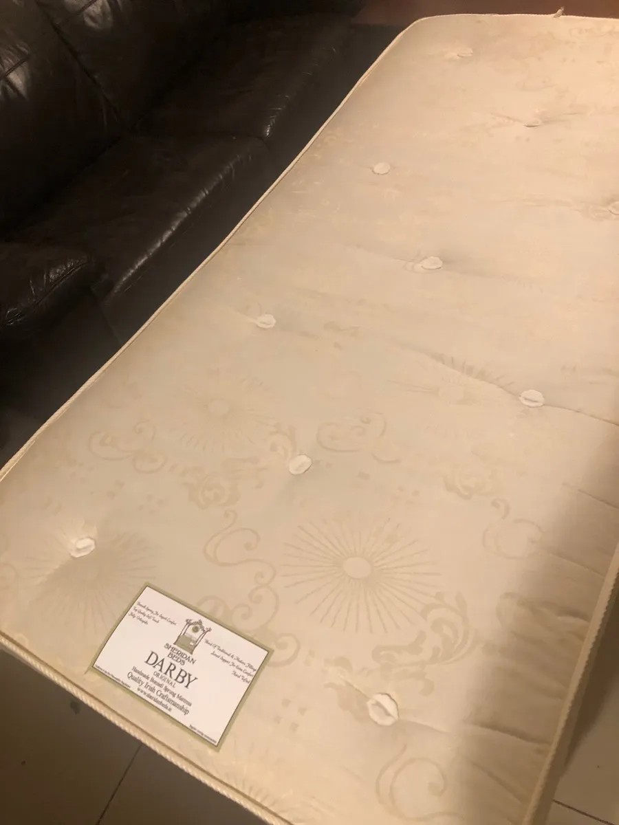 Free Complete Single Bed - Image 1