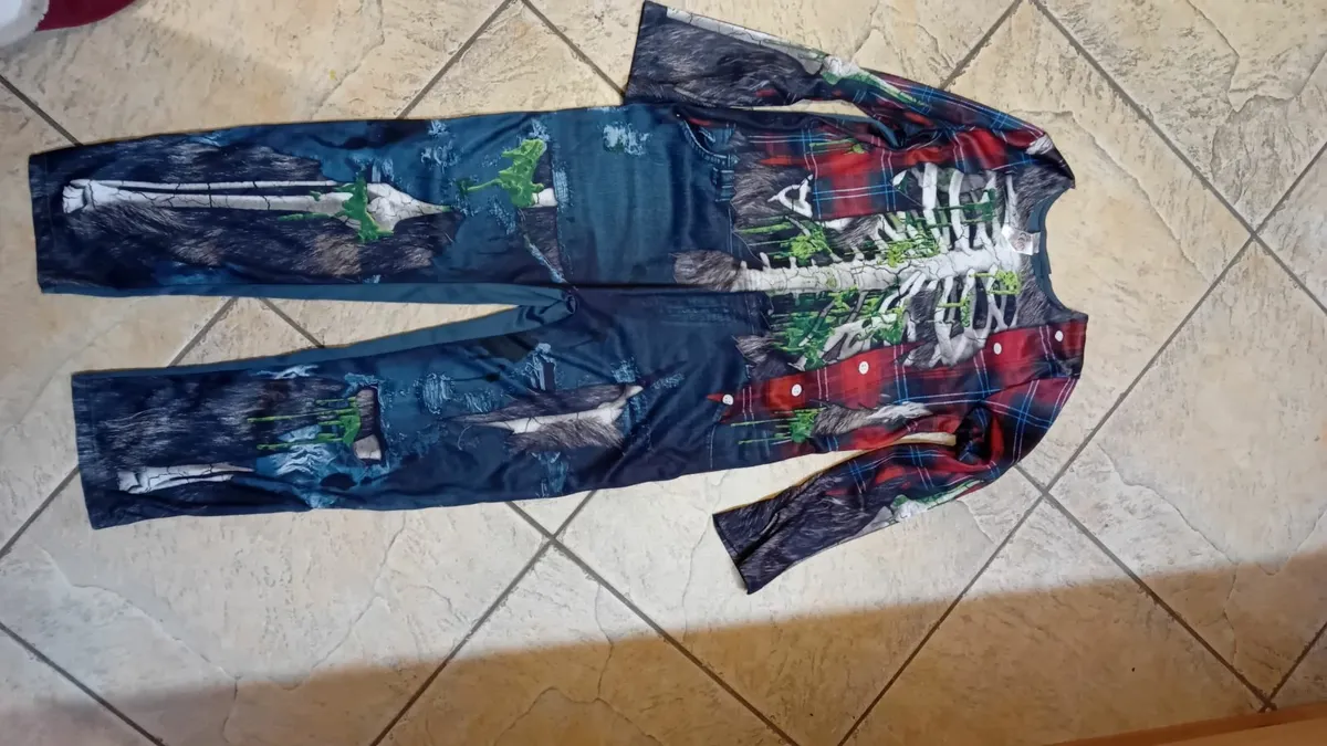Boys Halloween costume 9-10 - Image 2