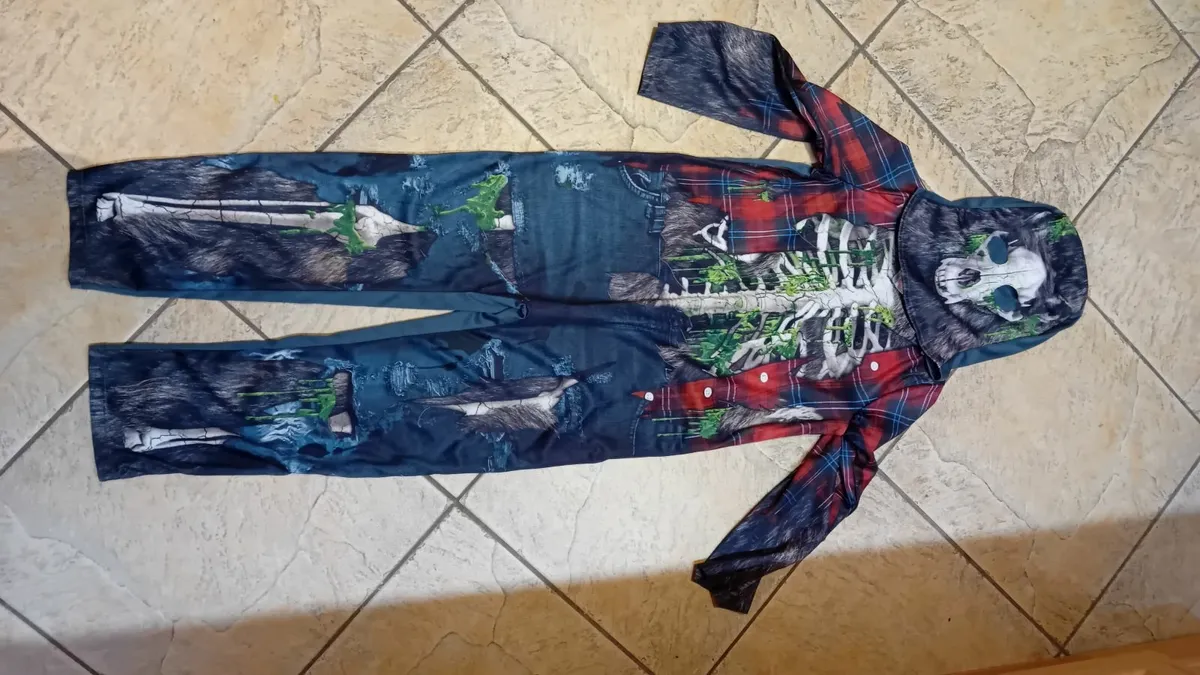 Boys Halloween costume 9-10 - Image 3