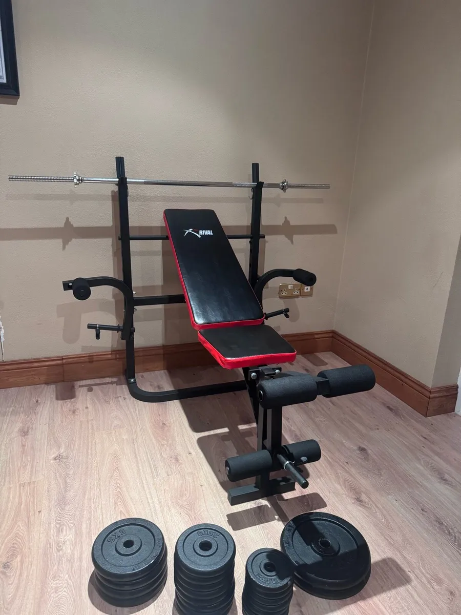 Rival weight bench an weight set - Image 1