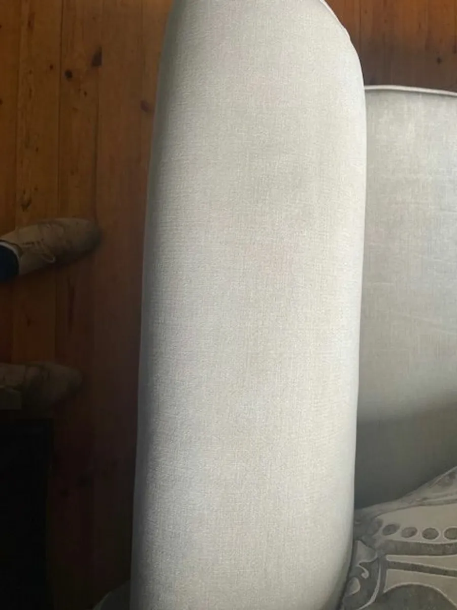 Free Arm Chair - Image 4