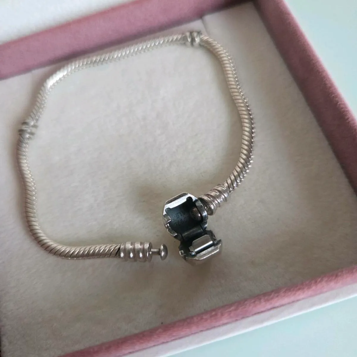 Pandora bracelet barrel clasp size 18cm - Image 4