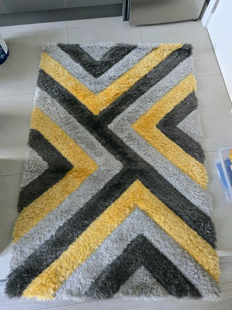 Rug - Image 2