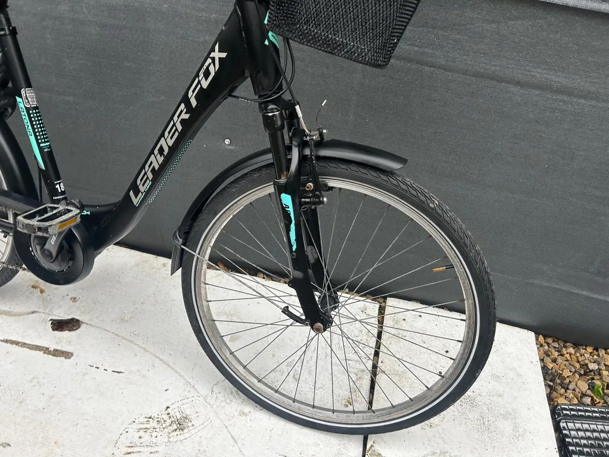 Leader fox ladies bike❗️Open 7 days of the week ❗️ - Image 3