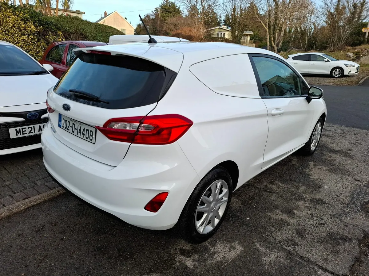 2020 Ford Fiesta Trend 1.5 TD Van - Image 3