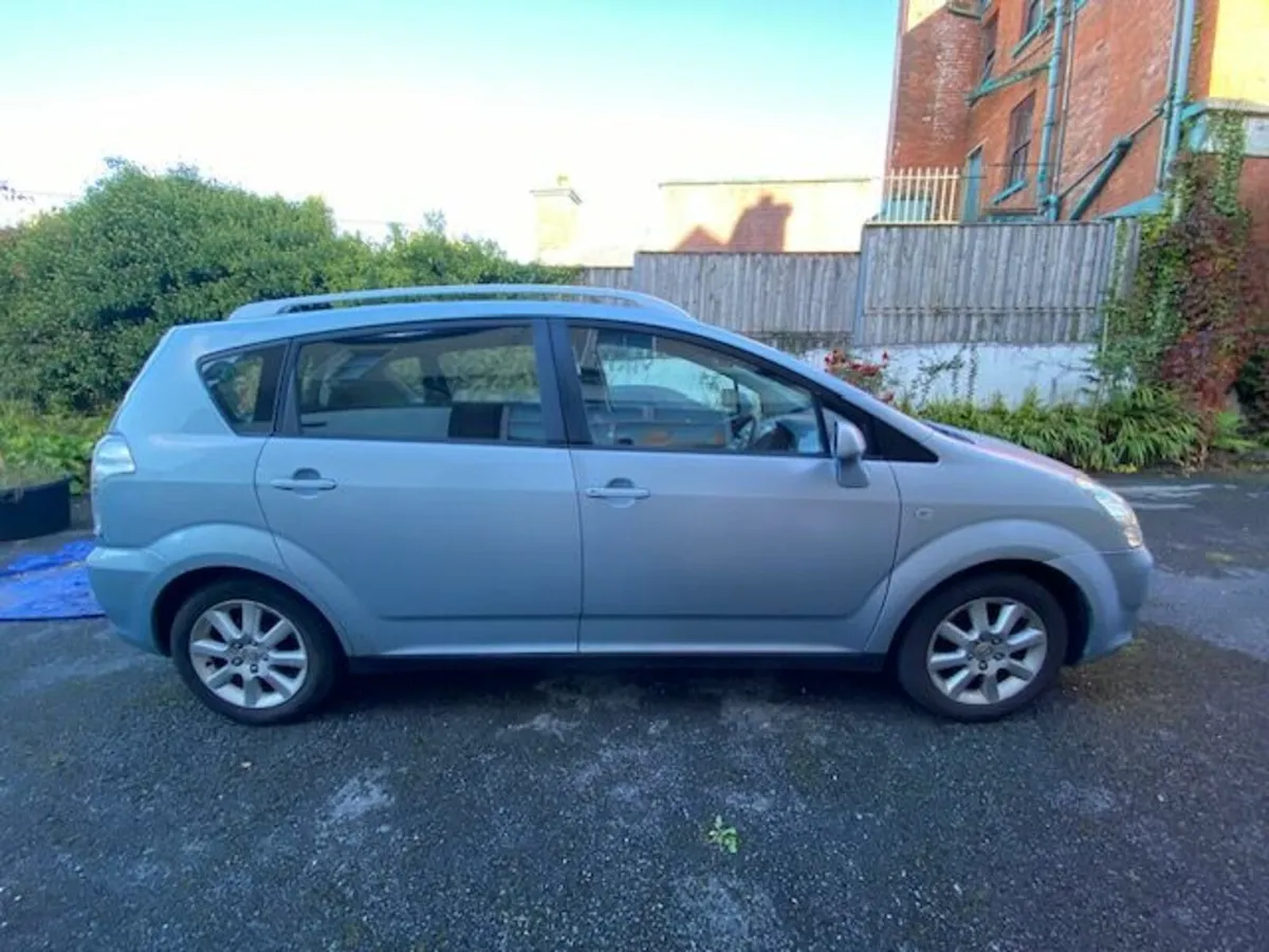 Toyota Corolla Verso 2006 7-seater - Image 4