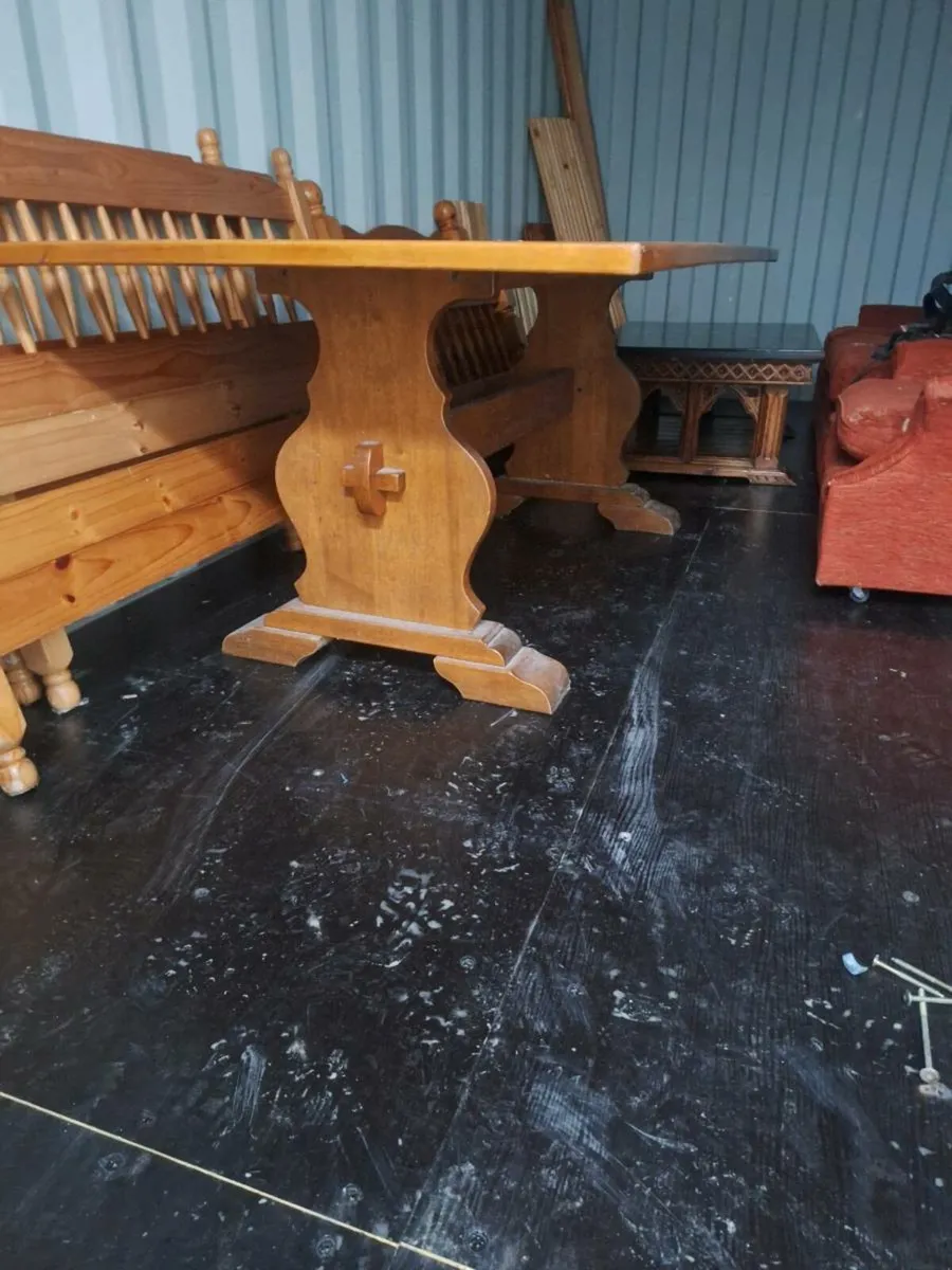 Kitchen table - Image 3