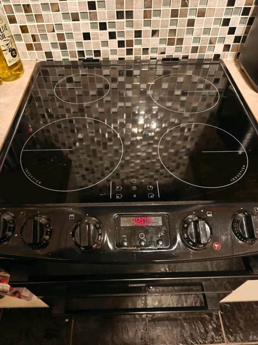 Zanussi Induction Cooker - Image 2