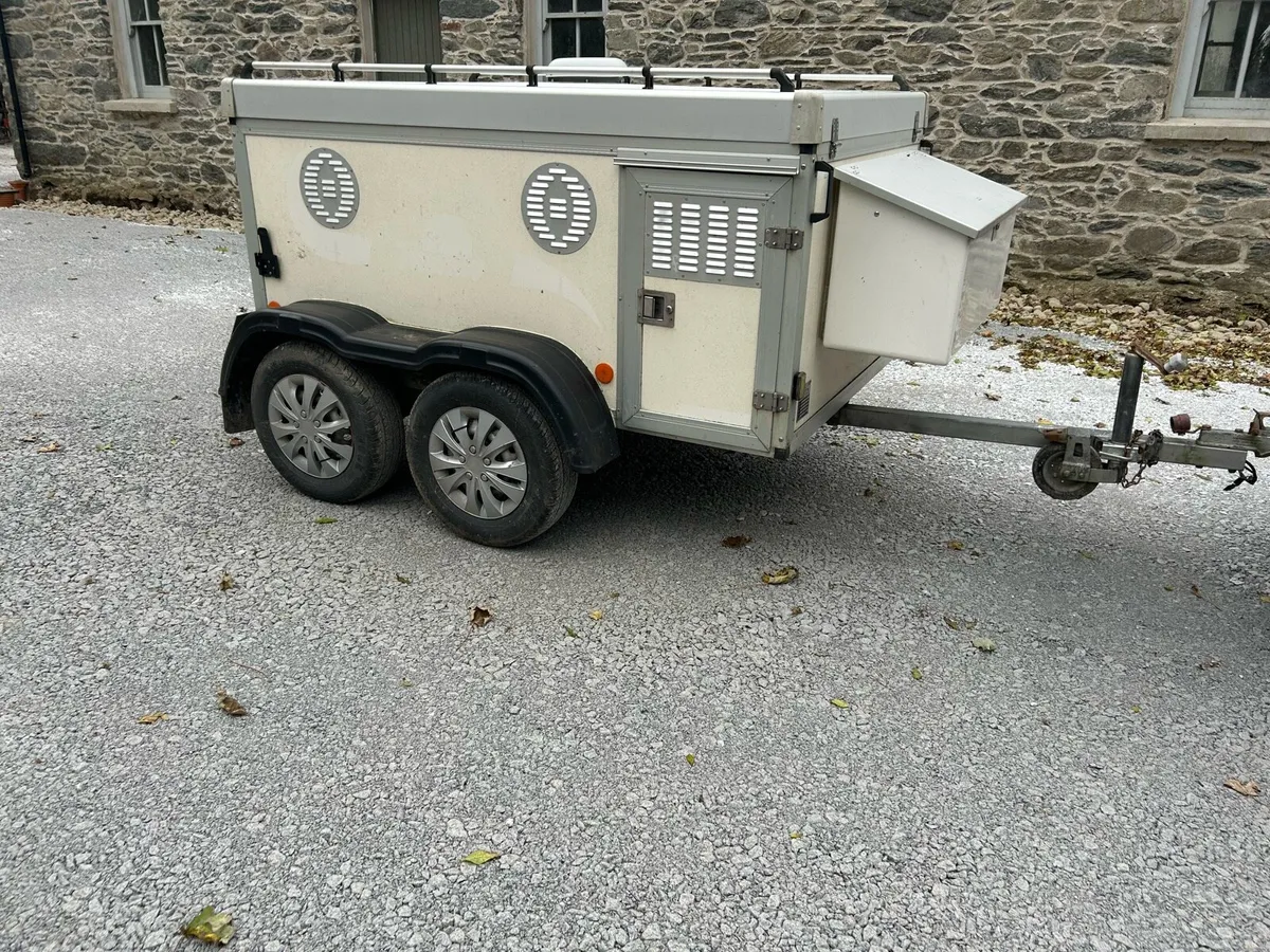 WT Metall 4 berth dog trailer - Image 1