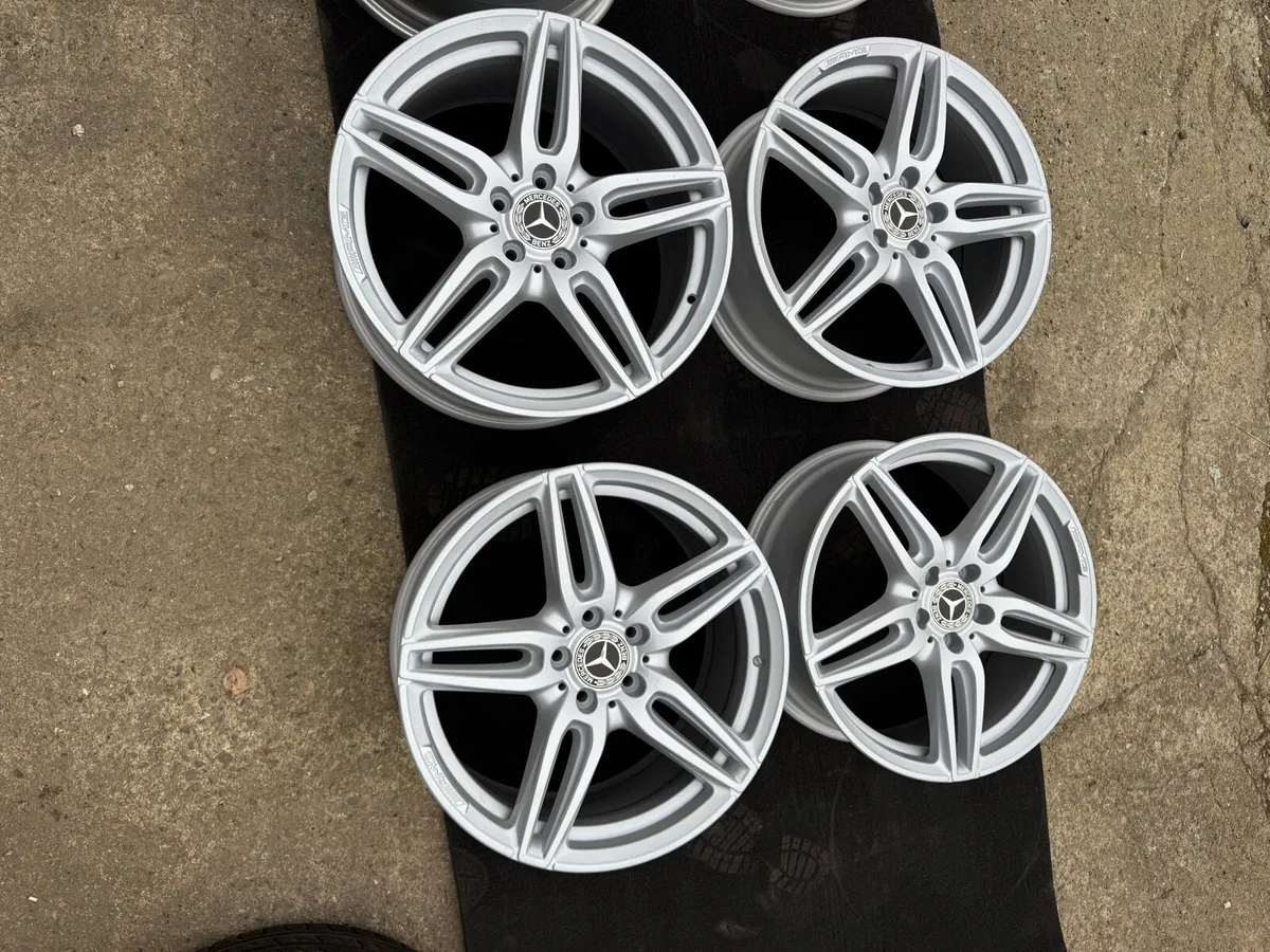 19”,18” genuine Mercedes E Classe - Image 2