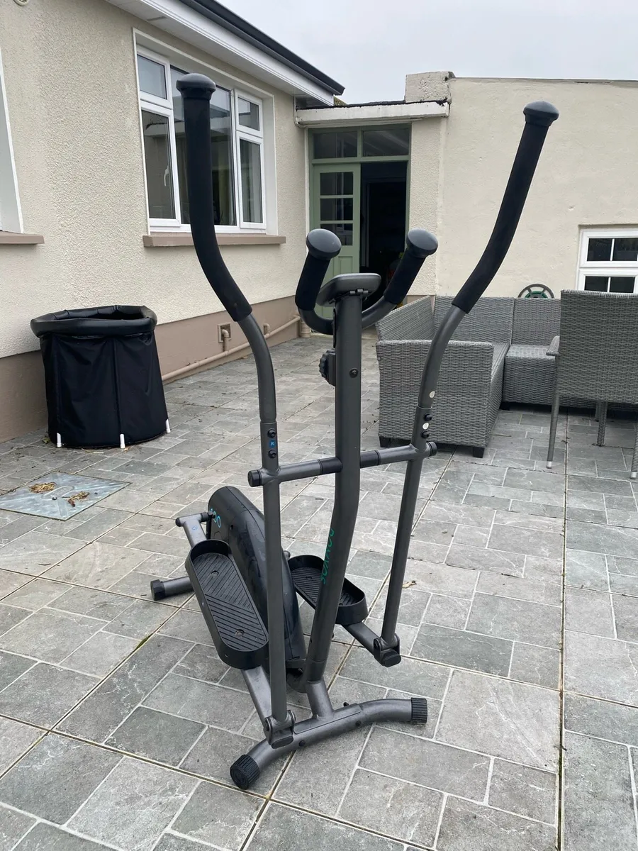 Cross Trainer - Image 3