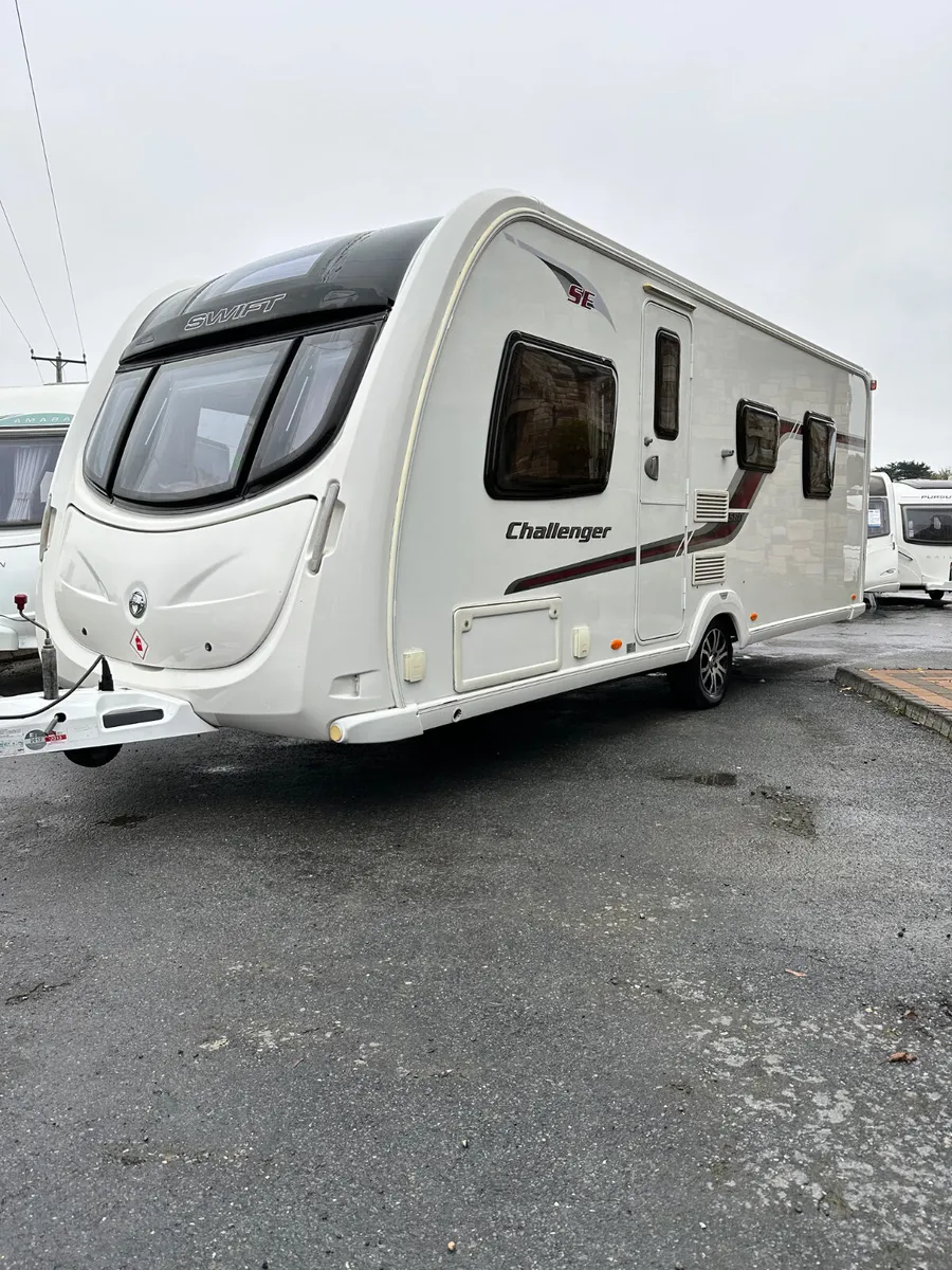 ✨STUNNING CHALLENGER SPORT 4BERTH ISLAND BED✨ - Image 1