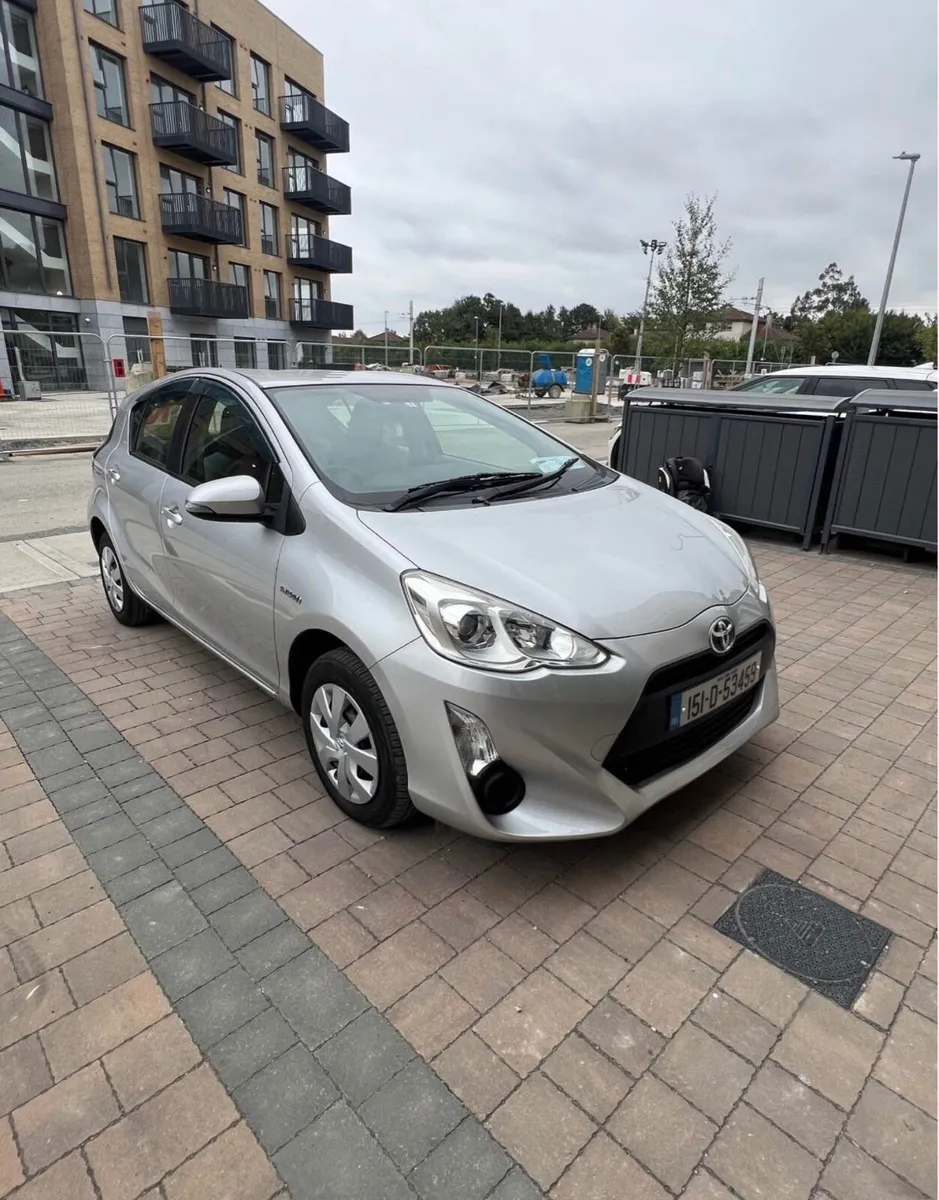 2015 TOYOTA AQUA - Image 3