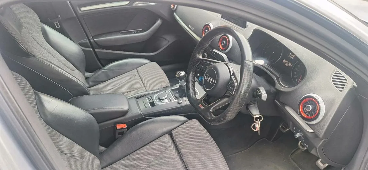 Audi A3 Sline black edition w/ sport package - Image 4