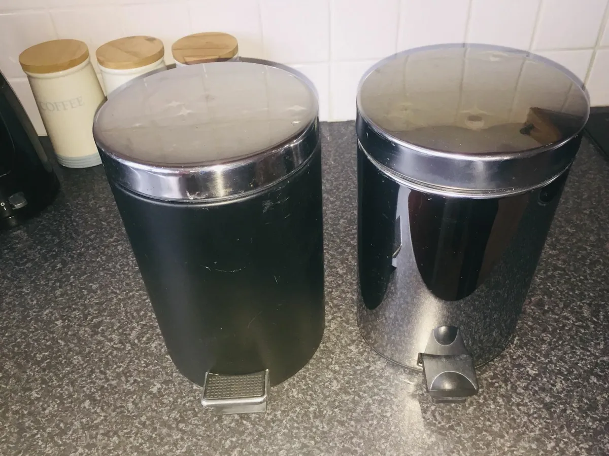 Metal bins - Image 2