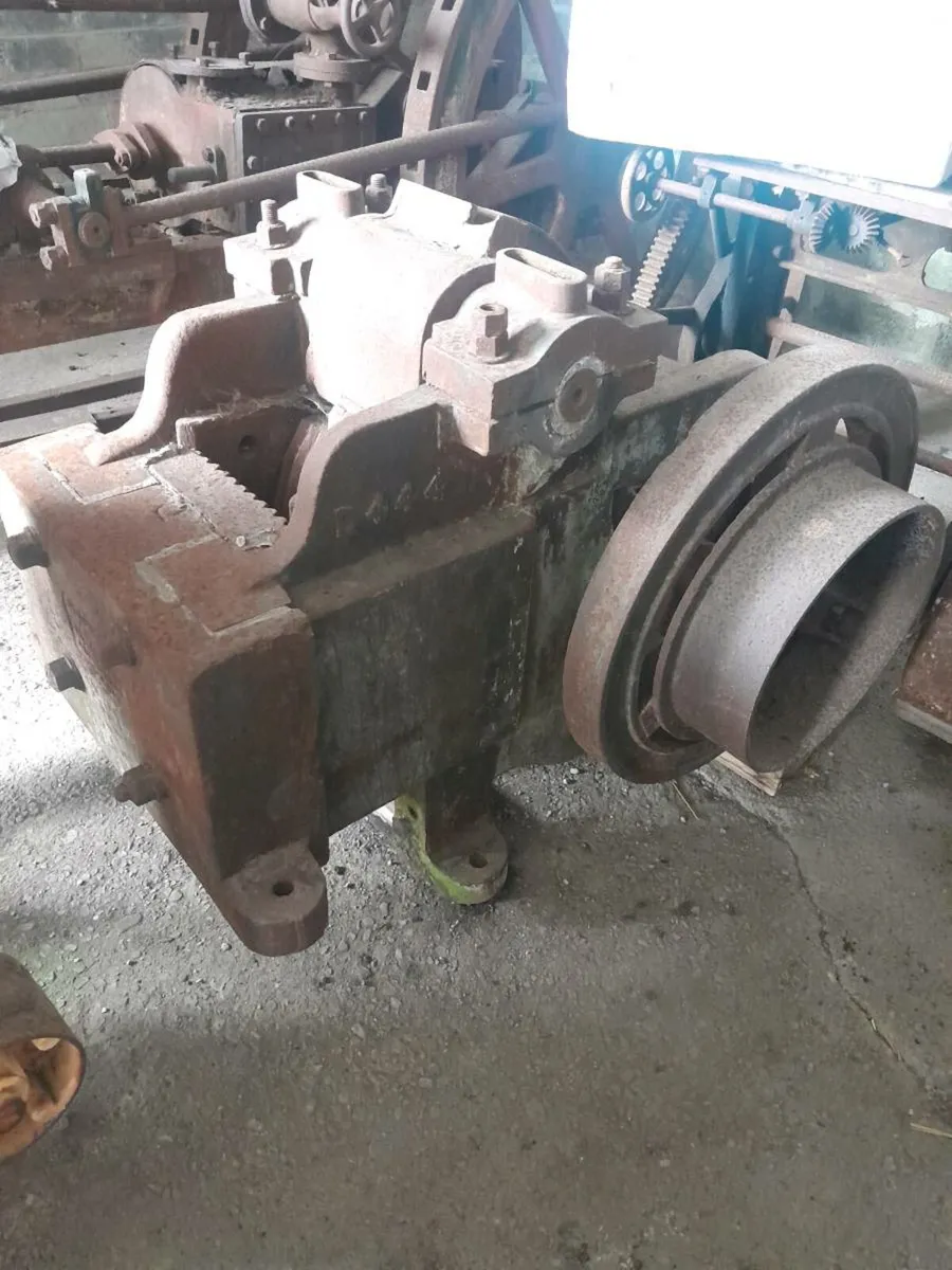 Cossely hot tulb stone crusher - Image 3