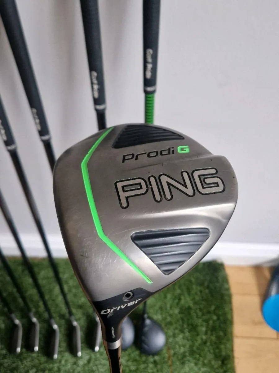 Ping ProdiG (left-handed)Junior Golf Set - Image 4