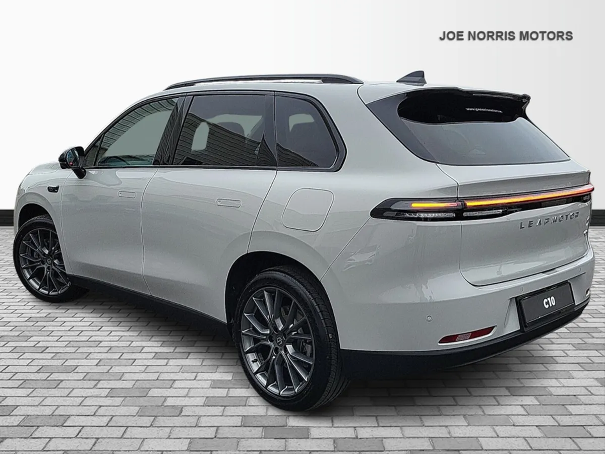 Leapmotor C10 REEV ( RANGE EXTENDER) DESIGN - Image 4