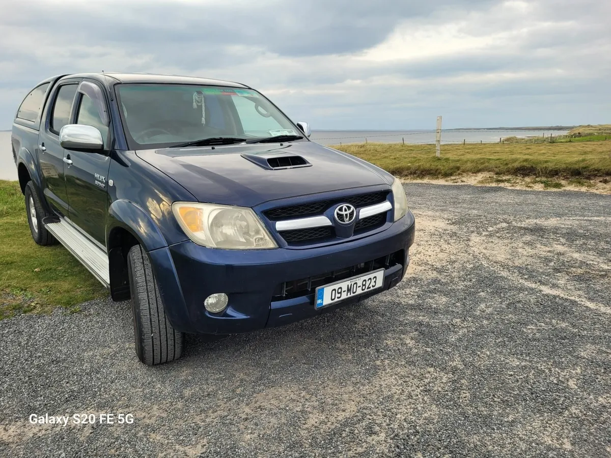 Toyota Hilux 2009 - Image 4