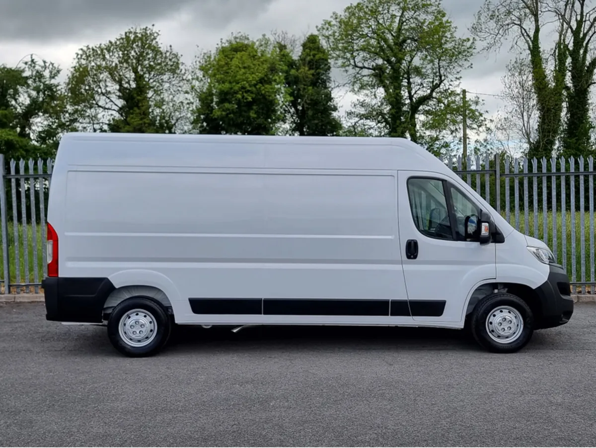 Opel Movano KOMFORT L3H2  2.2TD 140BHP **REVERSING - Image 2