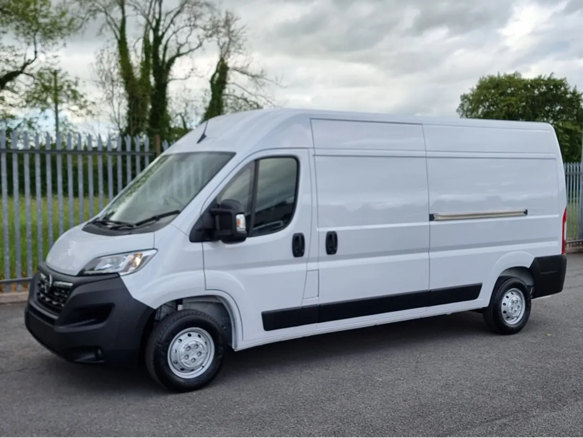 Opel Movano KOMFORT L3H2  2.2TD 140BHP **REVERSING - Image 4