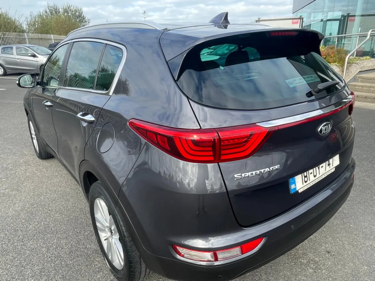 Kia Sportage PLATINUM SAM 5DR (ONLY 40 MINS FROM D - Image 3