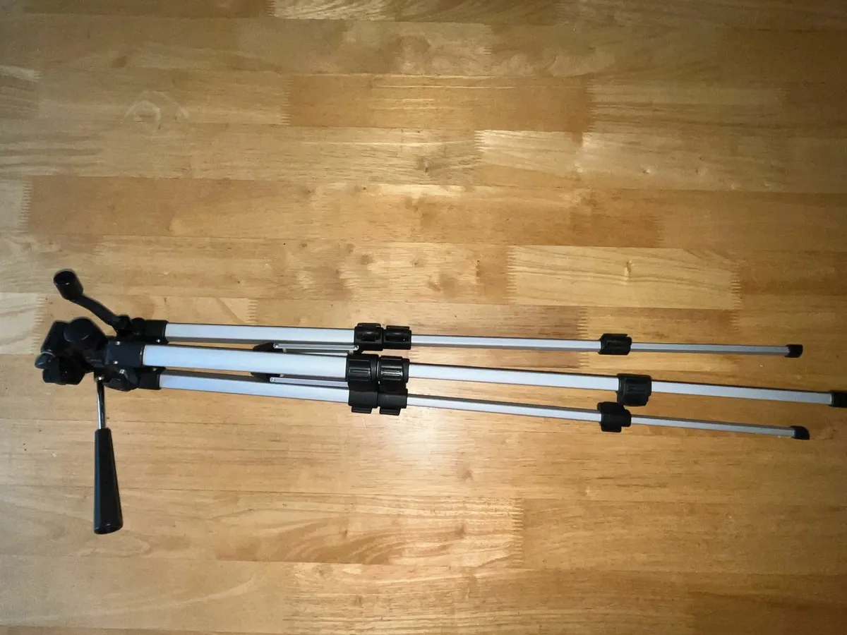 Tripod - Image 4