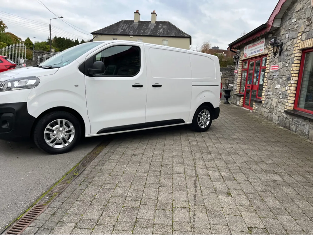 Citroen Dispatch ENTERPRISE 1.5 BLUEHDI 100 4DF 4D - Image 3