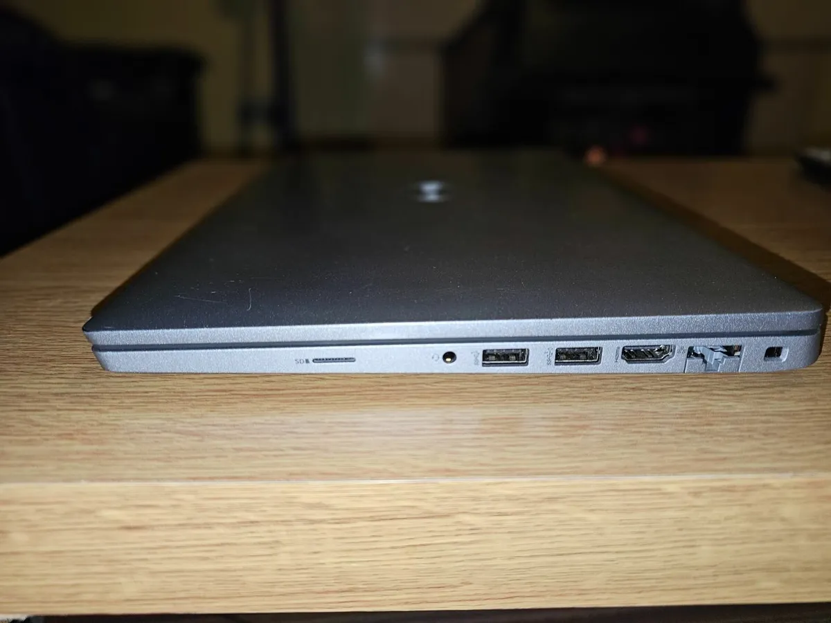 Dell Latitude 5430 i5(12gen) 16gb 256gb Fhd - Image 3