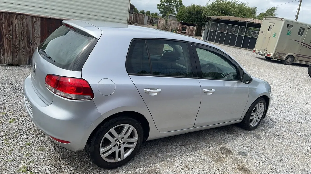Volkswagen Golf 2009 - Image 3