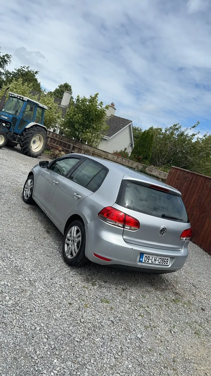 Volkswagen Golf 2009 - Image 4