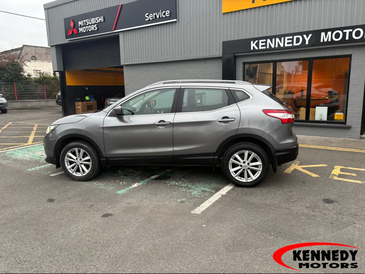 Nissan Qashqai 1.2 SV CVT MY16 NC E6 4DR AUTO - Image 3