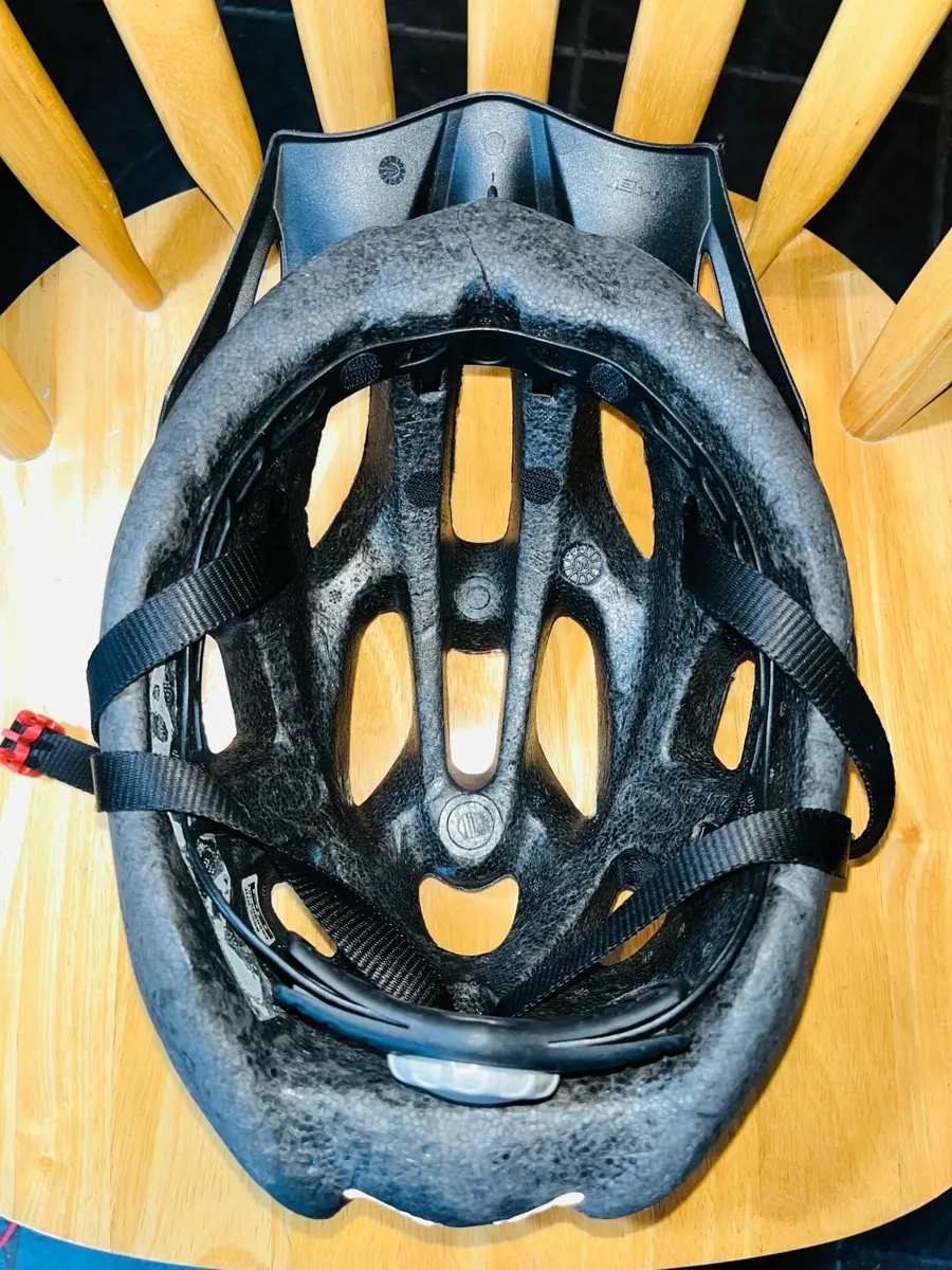 Bike helmet - adult - Image 3